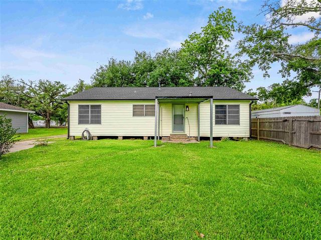 320 Pitre Street, Sulphur, LA 70663