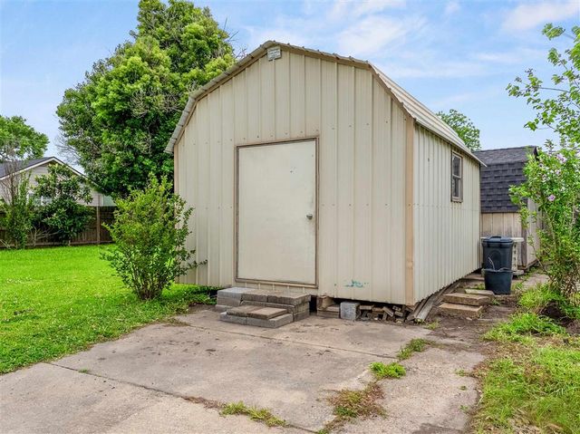 320 Pitre Street, Sulphur, LA 70663