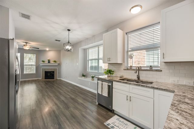 7054 Chinquapin Drive, Frisco, TX 75033