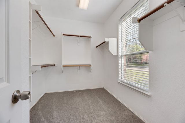 7054 Chinquapin Drive, Frisco, TX 75033