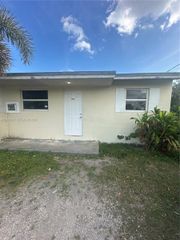 11862 SW 212th St 11862, Miami, FL 33177