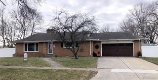 638 Maxine Street, Flint, MI 48503