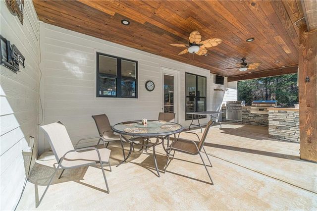 5304 S Apple Valley Road, Jefferson, GA 30549