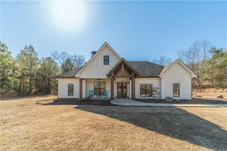 5304 S Apple Valley Road, Jefferson, GA 30549