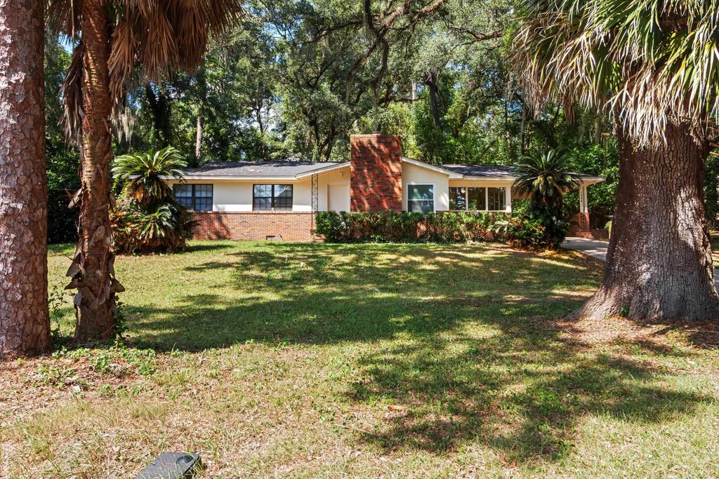 1506 W Tharpe Street, Tallahassee, FL 32303
