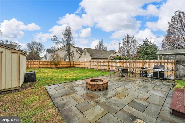 180 N CLINTON ST, Doylestown, PA 18901