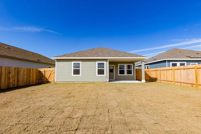 208 Wedemeyer ST, Taylor, TX 76574