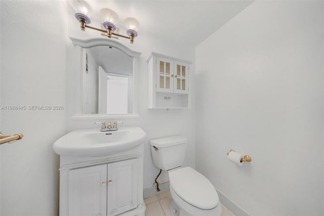 6900 Bay Dr 7E, Miami Beach, FL 33141