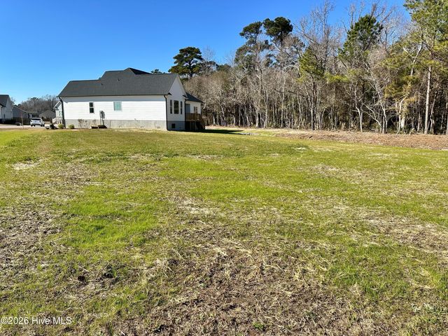 204 N Tamassee Lane, Beaufort, NC 28516