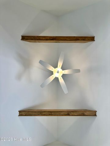 204 N Tamassee Lane, Beaufort, NC 28516