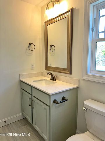 204 N Tamassee Lane, Beaufort, NC 28516