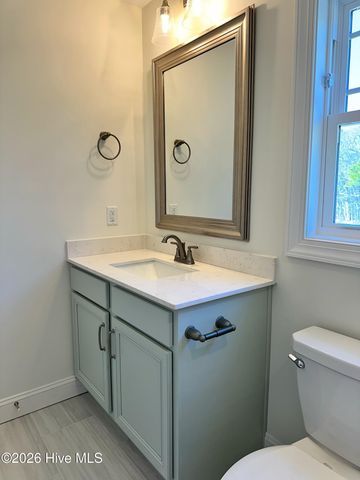 204 N Tamassee Lane, Beaufort, NC 28516