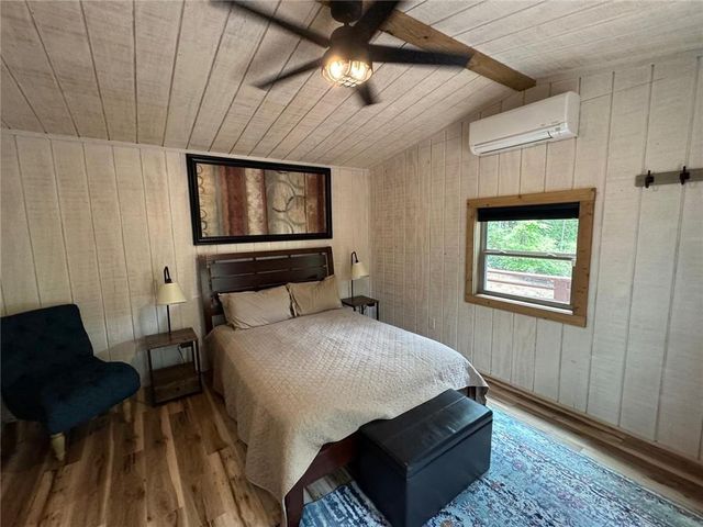 225 Overlook Circle, Clarkesville, GA 30523