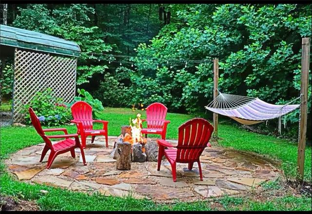 225 Overlook Circle, Clarkesville, GA 30523