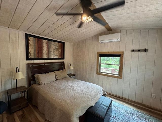 225 Overlook Circle, Clarkesville, GA 30523
