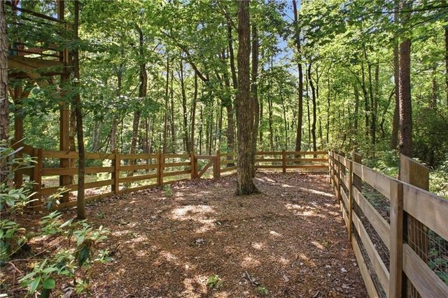 225 Overlook Circle, Clarkesville, GA 30523