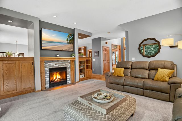11125 Woods Trail N, Champlin, MN 55316