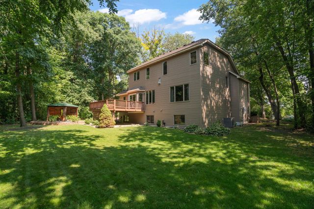 11125 Woods Trail N, Champlin, MN 55316
