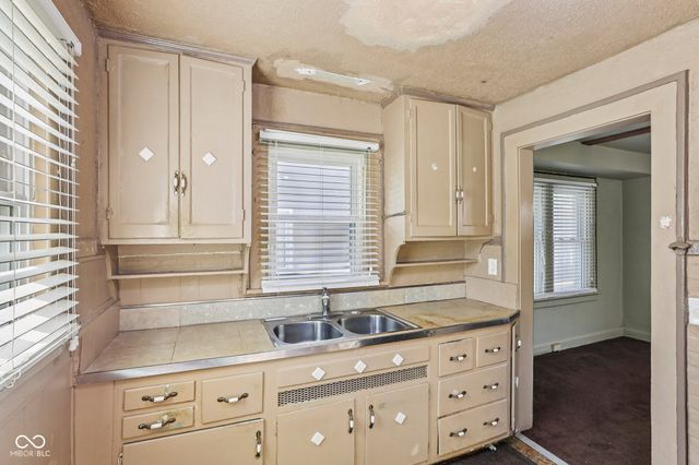 5131 Ralston Avenue, Indianapolis, IN 46205