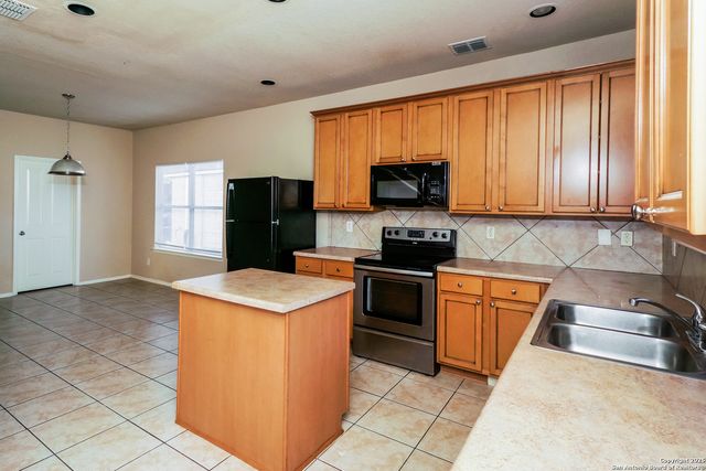 3823 Copinsay, San Antonio, TX 78223