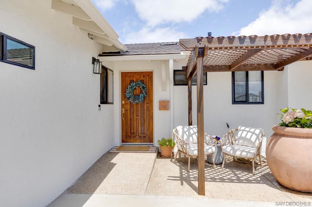 Image 3 of property listing at 3641 Mt Aclare Ave, San Diego, CA 92111