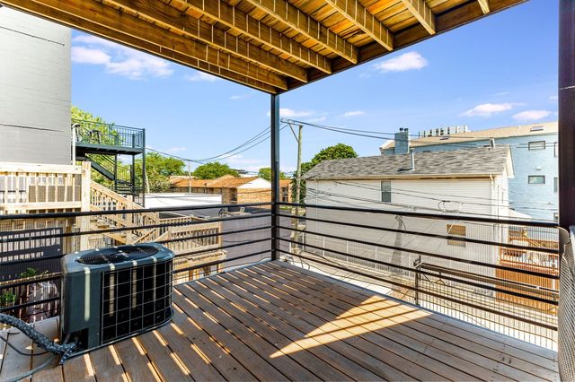 333 S Leavitt Street 2, Chicago, IL 60612