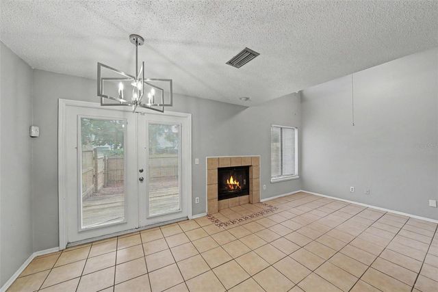 12409 TITUS CT, Tampa, FL 33612