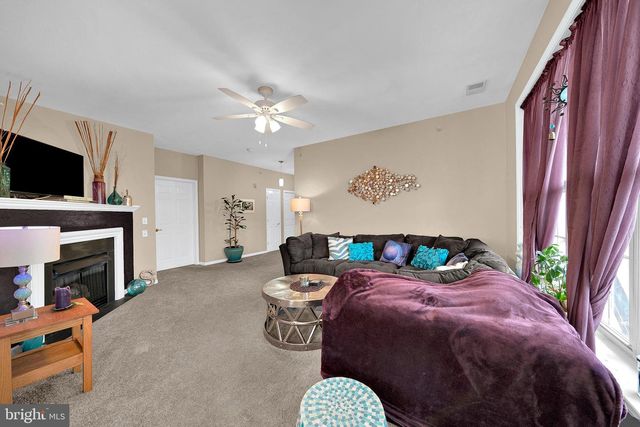 60 KYLE WAY, Ewing, NJ 08628