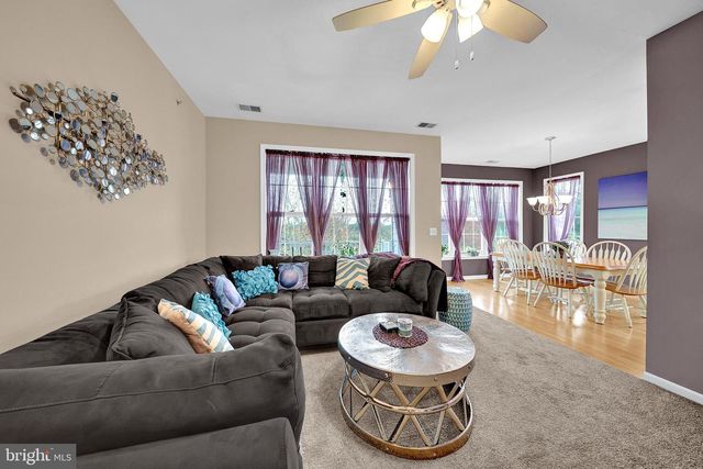 60 KYLE WAY, Ewing, NJ 08628