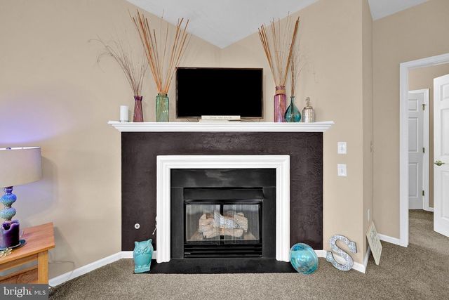 60 KYLE WAY, Ewing, NJ 08628