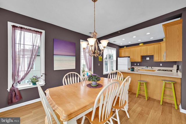 60 KYLE WAY, Ewing, NJ 08628