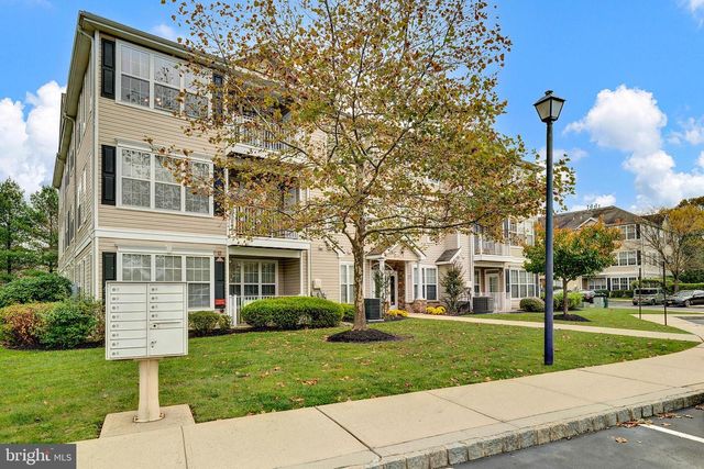 60 KYLE WAY, Ewing, NJ 08628