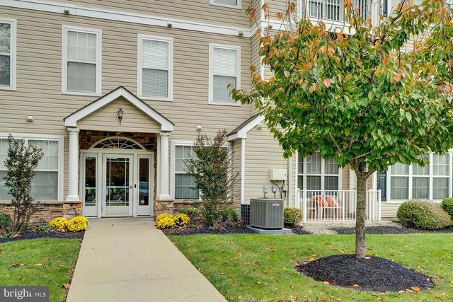 60 KYLE WAY, Ewing, NJ 08628