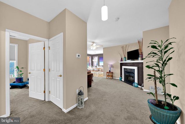 60 KYLE WAY, Ewing, NJ 08628