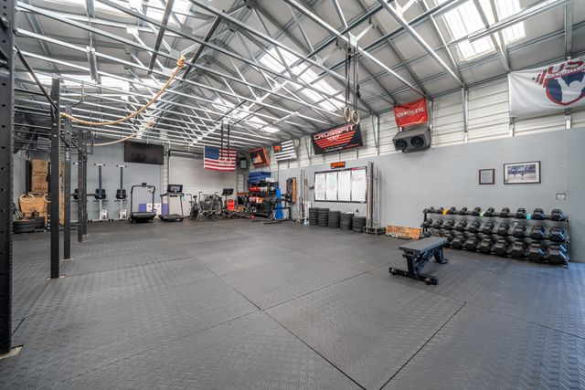 15320 Middletown Park Drive, Redding, CA 96001