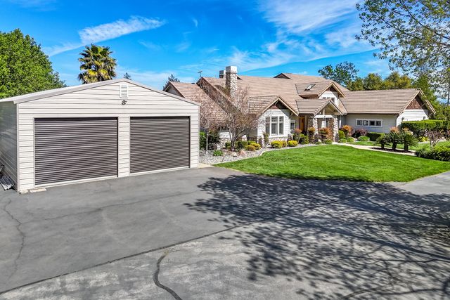 15320 Middletown Park Drive, Redding, CA 96001