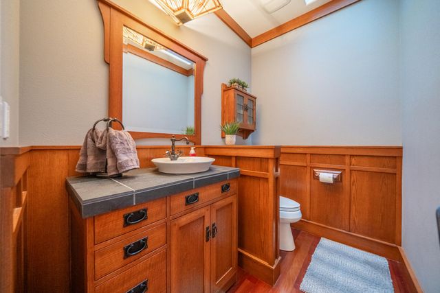 15320 Middletown Park Drive, Redding, CA 96001