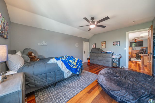 15320 Middletown Park Drive, Redding, CA 96001