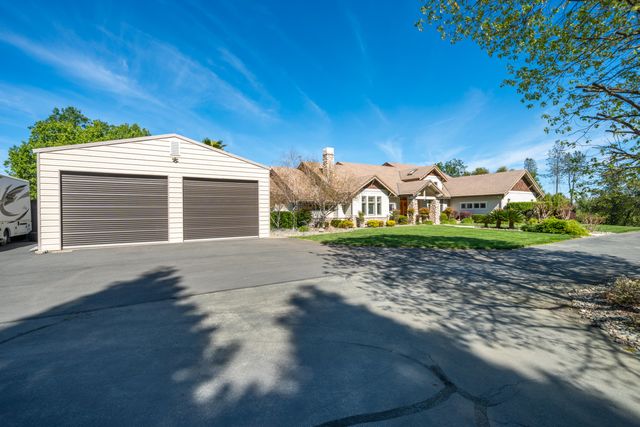 15320 Middletown Park Drive, Redding, CA 96001