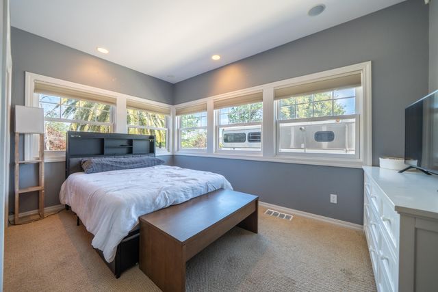 15320 Middletown Park Drive, Redding, CA 96001