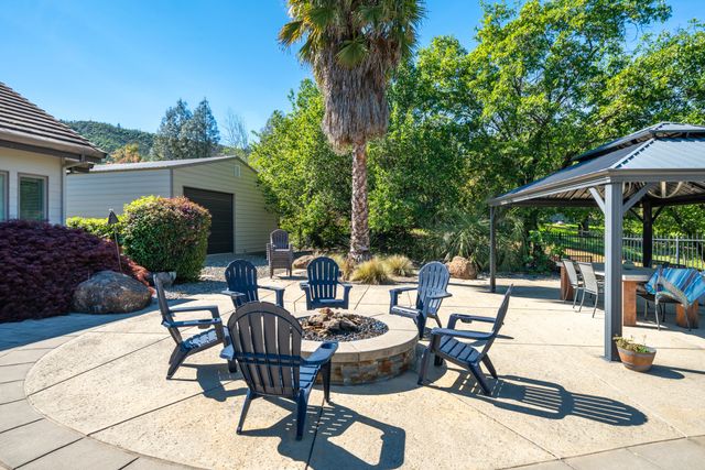 15320 Middletown Park Drive, Redding, CA 96001