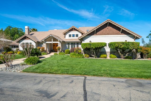 15320 Middletown Park Drive, Redding, CA 96001