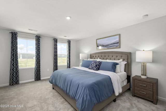 509 Bell Creek Avenue NE, Winnabow, NC 28479