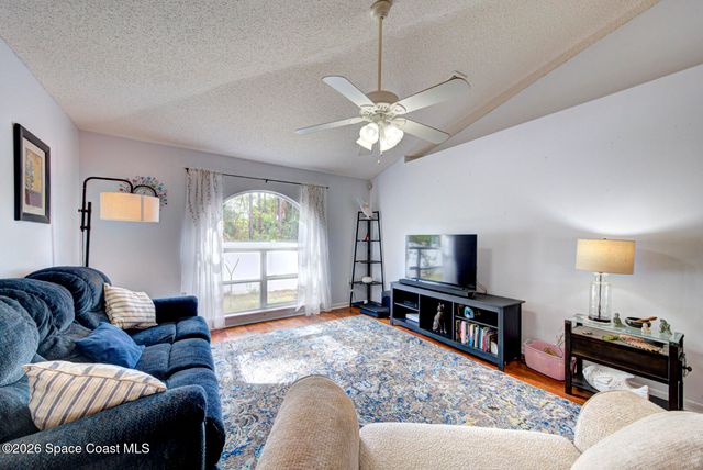 261 Franciscan Avenue NW, Palm Bay, FL 32907