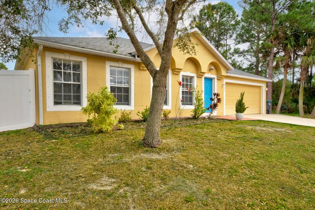 261 Franciscan Avenue NW, Palm Bay, FL 32907