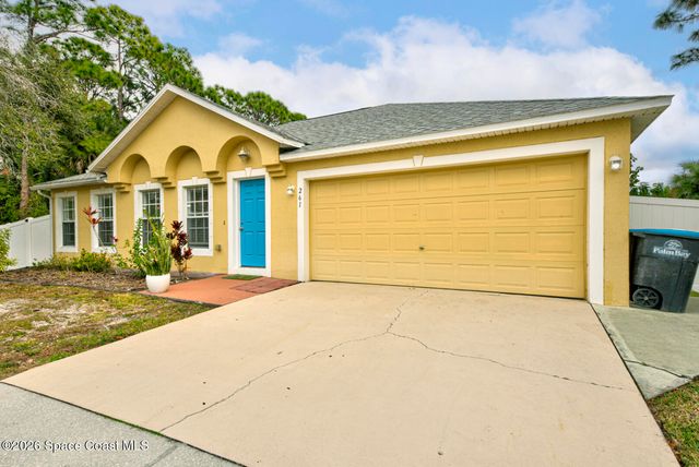 261 Franciscan Avenue NW, Palm Bay, FL 32907