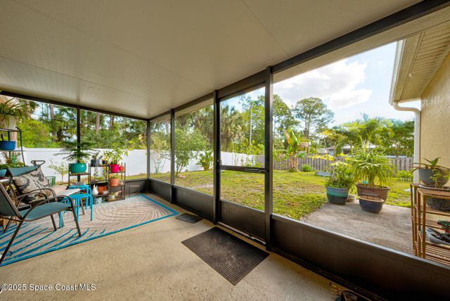 261 Franciscan Avenue NW, Palm Bay, FL 32907