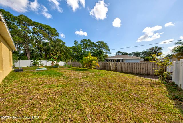 261 Franciscan Avenue NW, Palm Bay, FL 32907