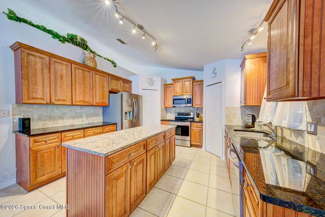 261 Franciscan Avenue NW, Palm Bay, FL 32907