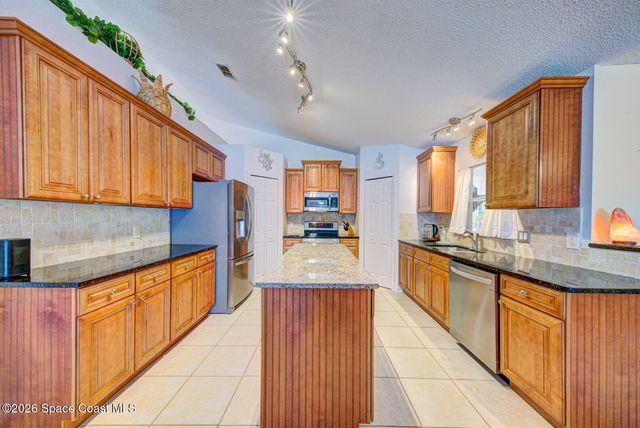 261 Franciscan Avenue NW, Palm Bay, FL 32907